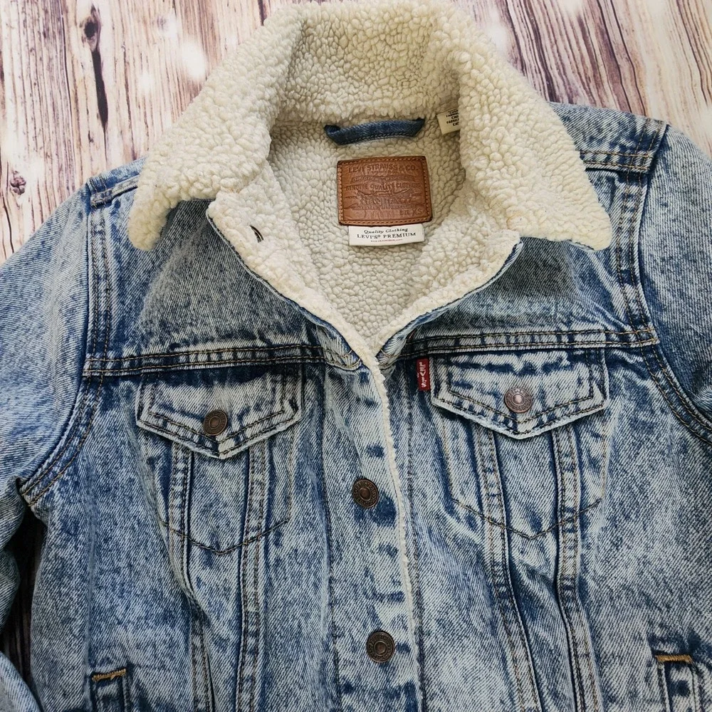Levi's Men's Blue Sherpa-Lined Denim Jacket